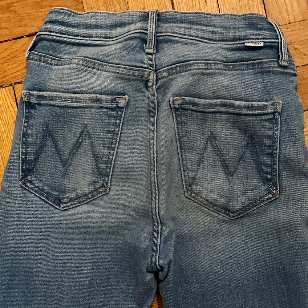 MOTHER The Tripper Ankle Fray Size 25
